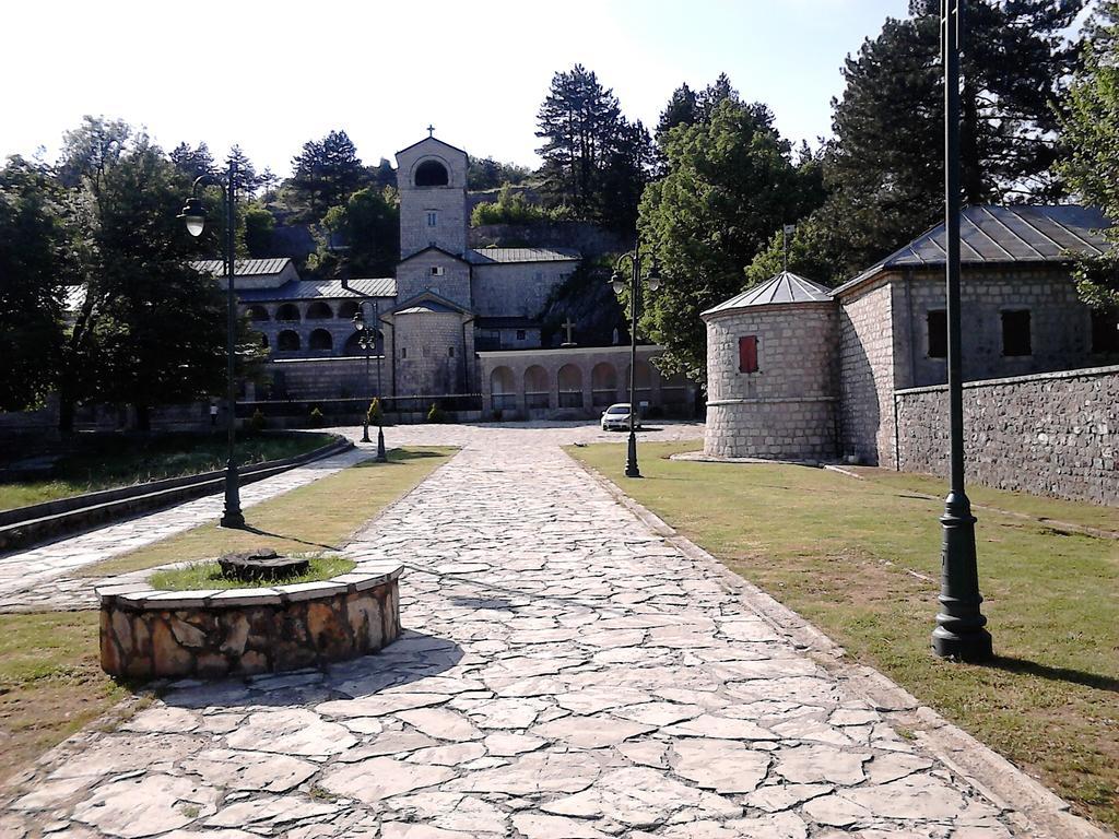 Apartments Mirkovic Cetinje Exterior foto