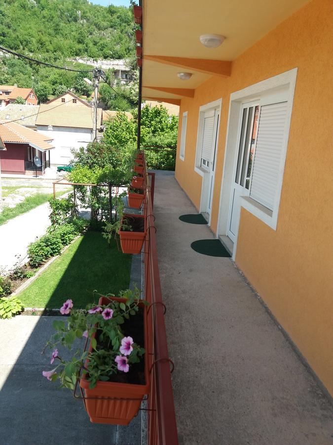 Apartments Mirkovic Cetinje Exterior foto